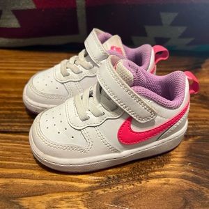 Toddler Nike 5c